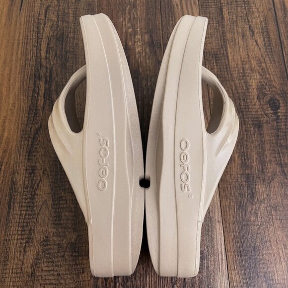 OOFOS OOmega OOlala Sandal Platform Recovery Shoe Comfort Size 9 Nomad Tan Nude - Picture 5 of 13